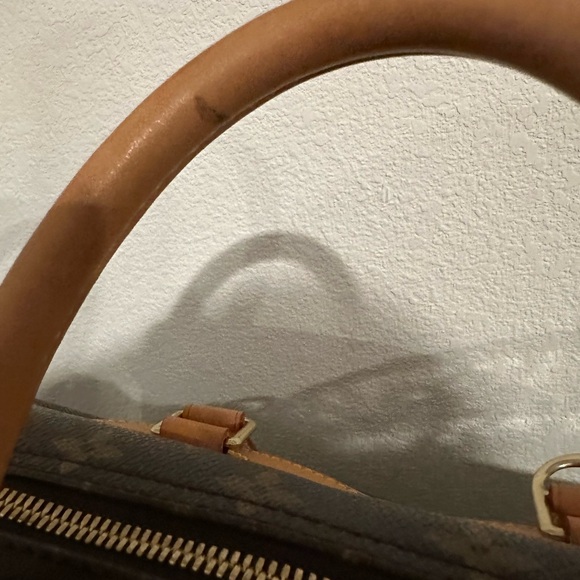 Authentic LV Deauville Handbag Monogram Canvas - Picture 5 of 14